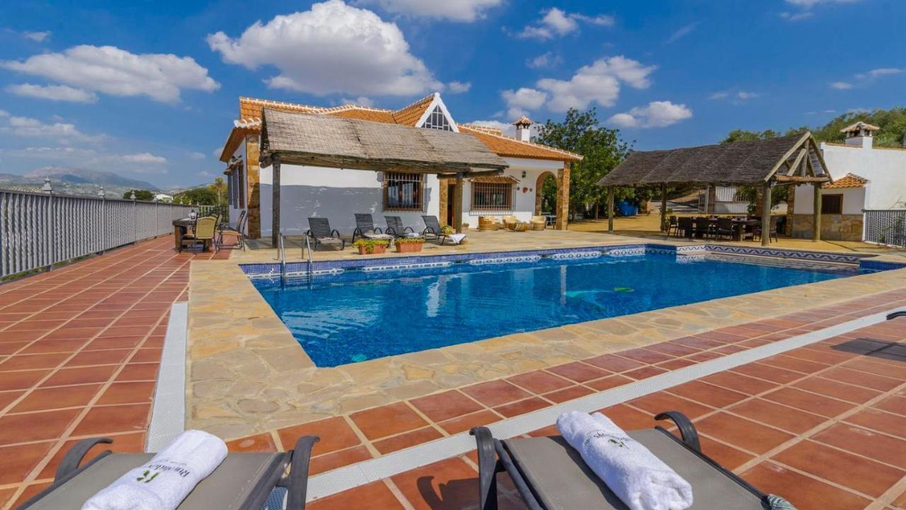 La Villa Del Lago Iznajar By Ruralidays Exteriör bild